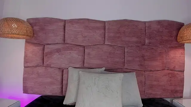 dani velvet online show from 24, 2, 2026