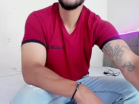 Snapshot of Edy_coltt chatting on 9, 9, 2025 Edy coltt online show from 9, 9, 2025