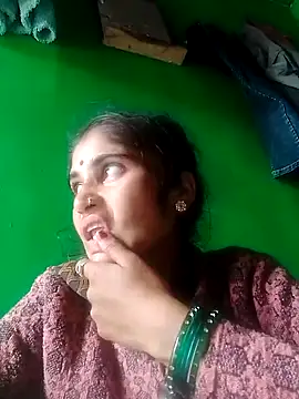 Snapshot of Sneha_sharma1 chatting on 30, 10, 2025 Sneha sharma1 online show from 30, 10, 2025