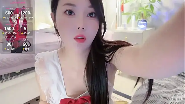 Snapshot of Lyouyi-1 chatting on 11, 9, 2025 Lyouyi-1 online show from 11, 9, 2025