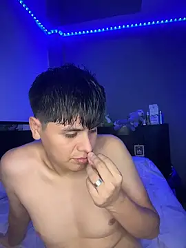 Kailertwink online show from 25, 3, 2026