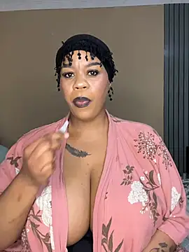 Snapshot of THICKBUNNYCHICKxxx chatting on 30, 7, 2026 THICKBUNNYCHICKxxx online show from 30, 7, 2026