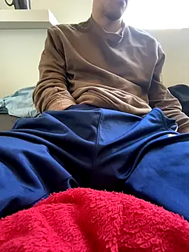 Snapshot of greggts chatting on 6, 11, 2025 greggts online show from 6, 11, 2025