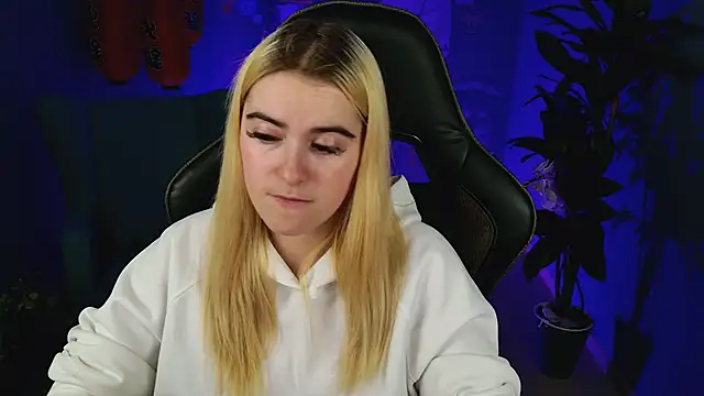 Stef Nicks online show from 10, 10, 2025