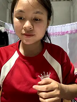 Snapshot of NhuFox chatting on 16, 9, 2025 NhuFox online show from 16, 9, 2025