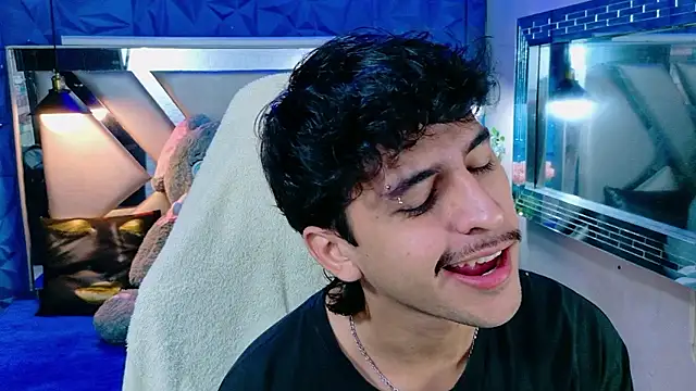 Snapshot of Alan_Del_Reyx chatting on 8, 1, 2026 Alan Del Reyx online show from 8, 1, 2026