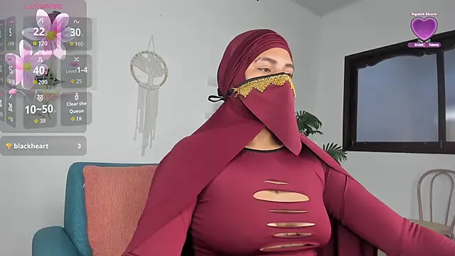 Snapshot of zali_mahamed chatting on 28, 10, 2025 zali mahamed online show from 28, 10, 2025