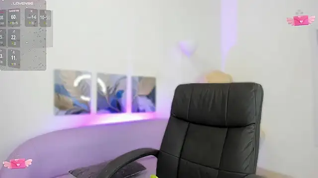 Snapshot of zali_mahamed chatting on 30, 10, 2025 zali mahamed online show from 30, 10, 2025