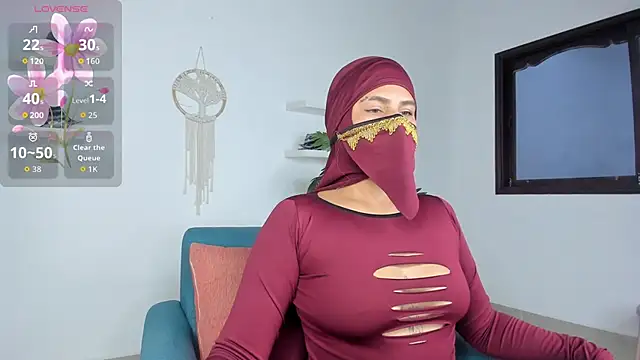 Snapshot of zali_mahamed chatting on 10, 11, 2025 zali mahamed online show from 10, 11, 2025