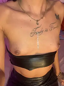 Lady Dirty444 online show from 28, 9, 2025