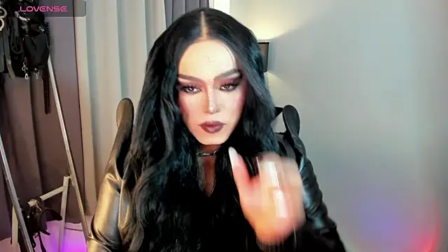 Snapshot of MagnaCumLoader17 chatting on 9, 9, 2025 MagnaCumLoader17 online show from 9, 9, 2025