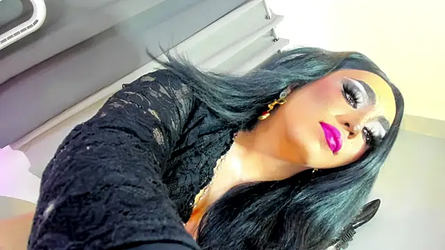 Snapshot of MagnaCumLoader17 chatting on 13, 11, 2025 MagnaCumLoader17 online show from 13, 11, 2025