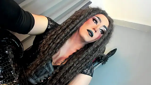 Snapshot of MagnaCumLoader17 chatting on 28, 11, 2025 MagnaCumLoader17 online show from 28, 11, 2025