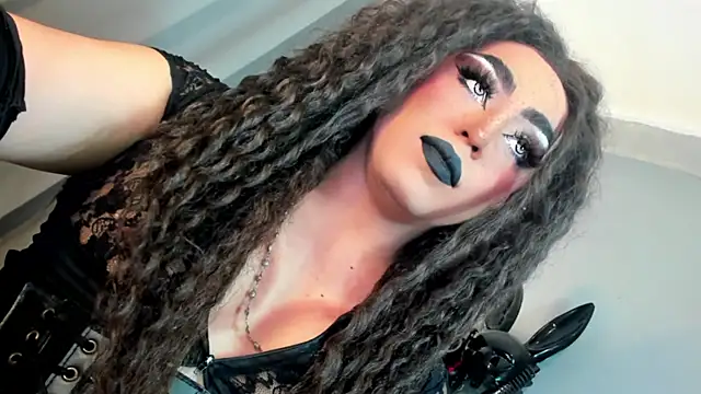 Snapshot of MagnaCumLoader17 chatting on 29, 11, 2025 MagnaCumLoader17 online show from 29, 11, 2025