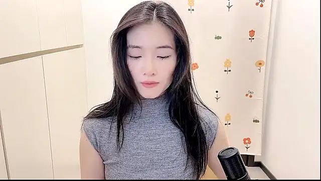 Rosalind xixi online show from 2, 10, 2025