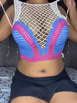 Cute-Samayra online show from 15, 4, 2026