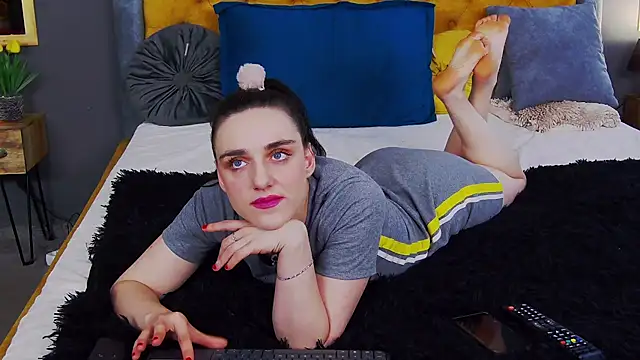 Jessica White  online show from 28, 5, 2026