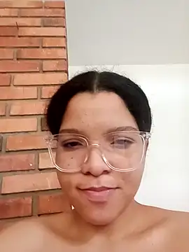 VictoriDior online show from 14, 9, 2025