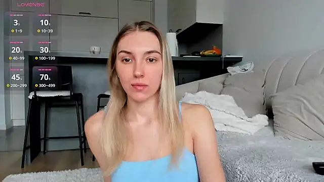 Sunny Rina  online show from 11, 4, 2026