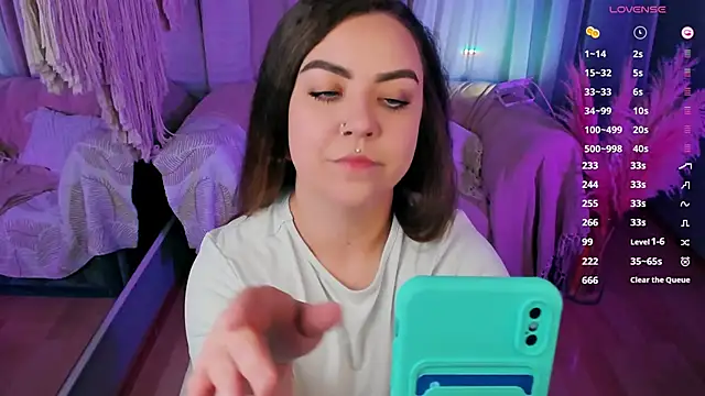 ashton heidii online show from 23, 9, 2025