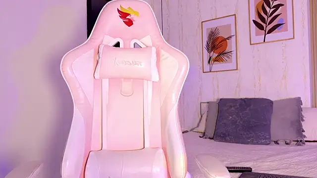 Ayleen Dunkan online show from 16, 9, 2025