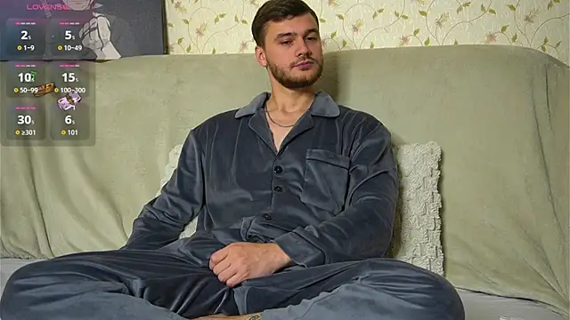 Snapshot of johnstoneisland chatting on 30, 9, 2025 johnstoneisland online show from 30, 9, 2025