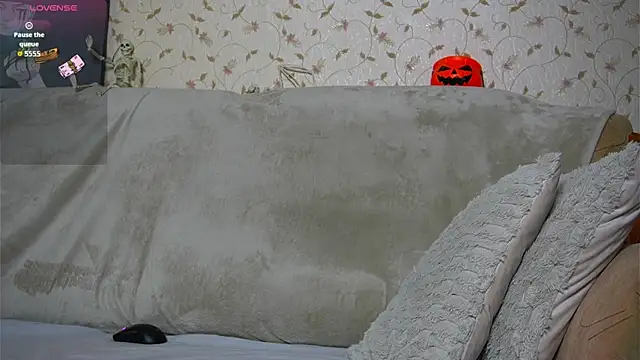 Snapshot of johnstoneisland chatting on 23, 10, 2025 johnstoneisland online show from 23, 10, 2025