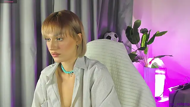 Snapshot of Ice_Strawberry chatting on 15, 7, 2026 Ice Strawberry online show from 15, 7, 2026