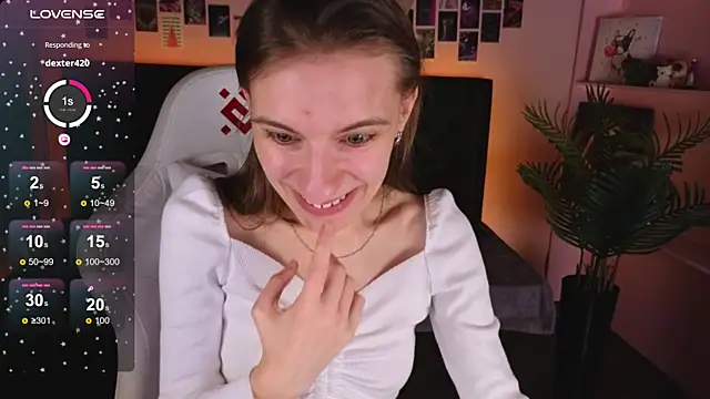 Snapshot of kaleriyaa_ chatting on 19, 9, 2025 kaleriyaa online show from 19, 9, 2025