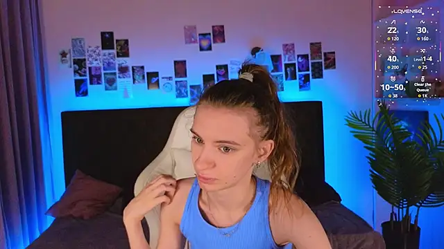 Snapshot of kaleriyaa_ chatting on 28, 9, 2025 kaleriyaa online show from 28, 9, 2025