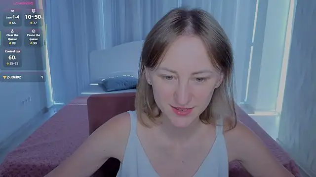 LuluChiiii online show from 23, 9, 2025