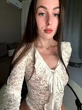 SakuraSara online show from 15, 9, 2025