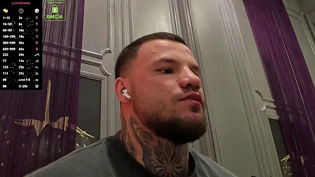 Snapshot of OliverSport chatting on 29, 11, 2025 OliverSport online show from 29, 11, 2025