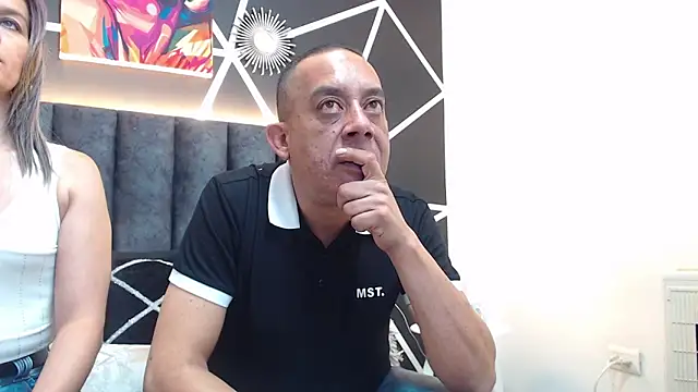 Snapshot of GabrielandAbigail chatting on 2, 2, 2026 GabrielandAbigail online show from 2, 2, 2026