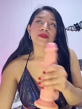 Snapshot of Ariana2017 chatting on 9, 11, 2025 Ariana2017 online show from 9, 11, 2025