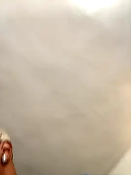 Snapshot of lathadon chatting on 16, 10, 2025 lathadon online show from 16, 10, 2025