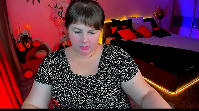 CrystaalStaar online show from 28, 10, 2025