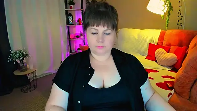 CrystaalStaar online show from 19, 7, 2026
