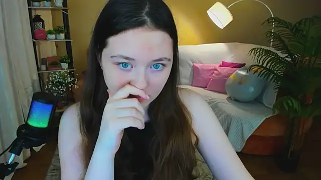 Snapshot of AlluringLookk chatting on 19, 1, 2026 AlluringLookk online show from 19, 1, 2026