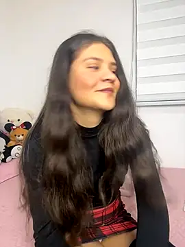 Snapshot of Emilyybennet_ chatting on 19, 9, 2025 Emilyybennet online show from 19, 9, 2025