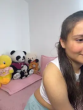 Snapshot of Emilyybennet_ chatting on 29, 9, 2025 Emilyybennet online show from 29, 9, 2025