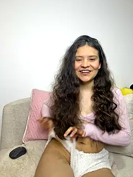 Snapshot of Emilyybennet_ chatting on 19, 10, 2025 Emilyybennet online show from 19, 10, 2025