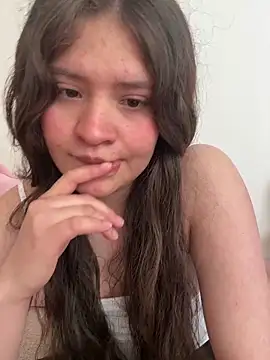 Emilyybennet  online show from 10, 4, 2026