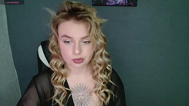 AngelicaHollywood online show from 26, 10, 2025