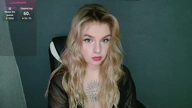 AngelicaHollywood online show from 27, 10, 2025