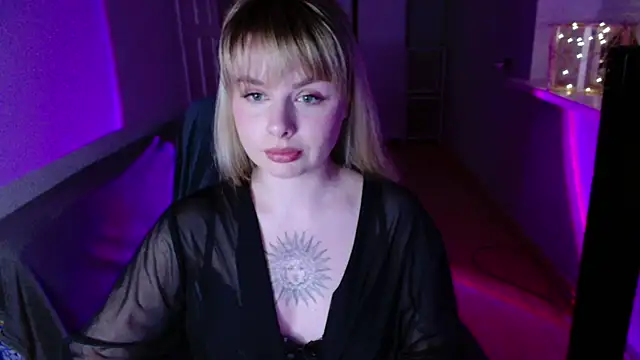 AngelicaHollywood online show from 3, 3, 2026