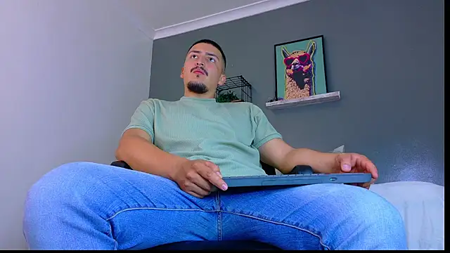 MrFox   online show from 7, 4, 2026