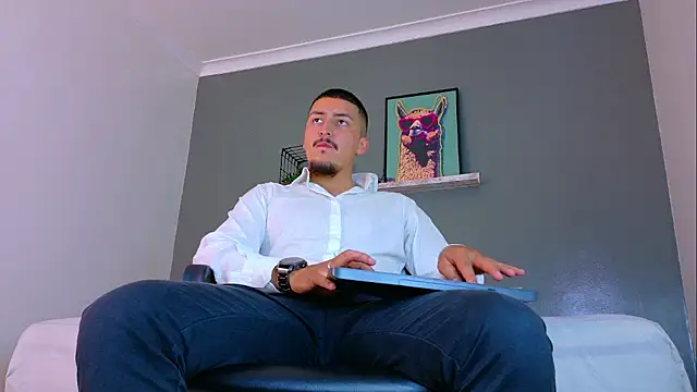 MrFox   online show from 15, 4, 2026