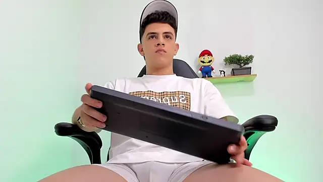 Mikecooper online show from 14, 1, 2026