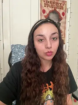 Snapshot of CharmingMaddie chatting on 12, 2, 2026 CharmingMaddie online show from 12, 2, 2026